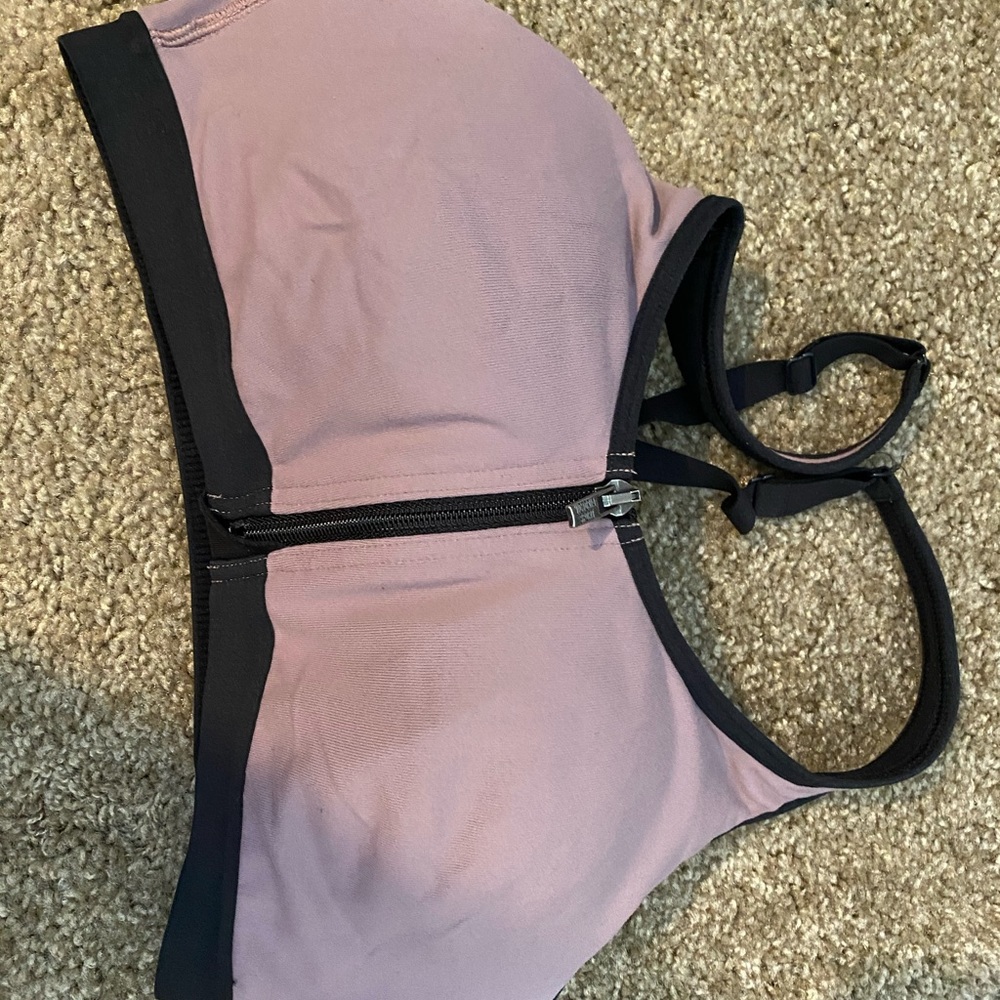 Victoria’s Secret front closure sports bra